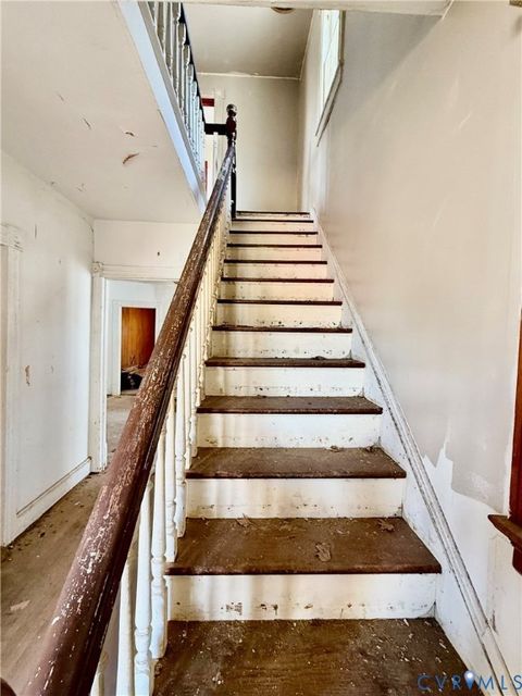 Tiny photo for 1415 11th Street, Victoria, VA 23974 (MLS # 2530285)