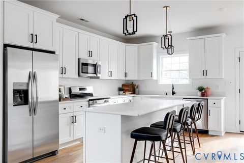 Tiny photo for 2015 3rd Avenue, Richmond, VA 23222 (MLS # 2602771)