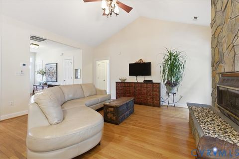 Tiny photo for 801 North Avenue, Hopewell, VA 23860 (MLS # 2613068)