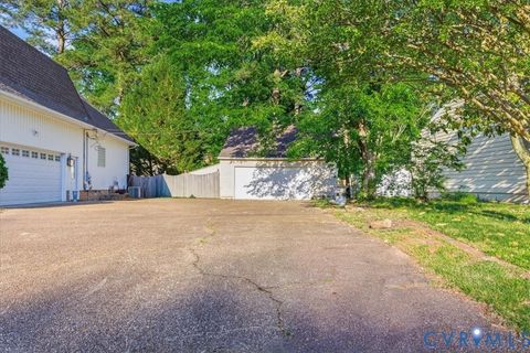 Tiny photo for 801 North Avenue, Hopewell, VA 23860 (MLS # 2613068)