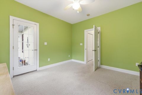 Tiny photo for 801 North Avenue, Hopewell, VA 23860 (MLS # 2613068)