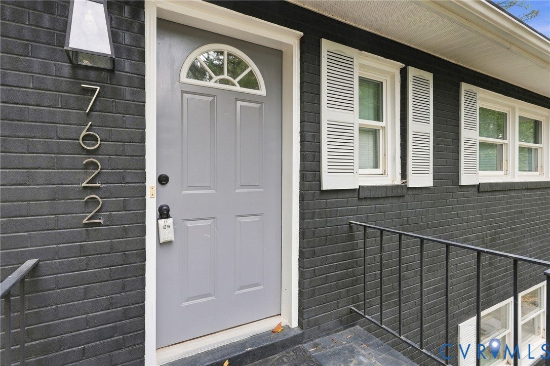 7622 Comanche Drive