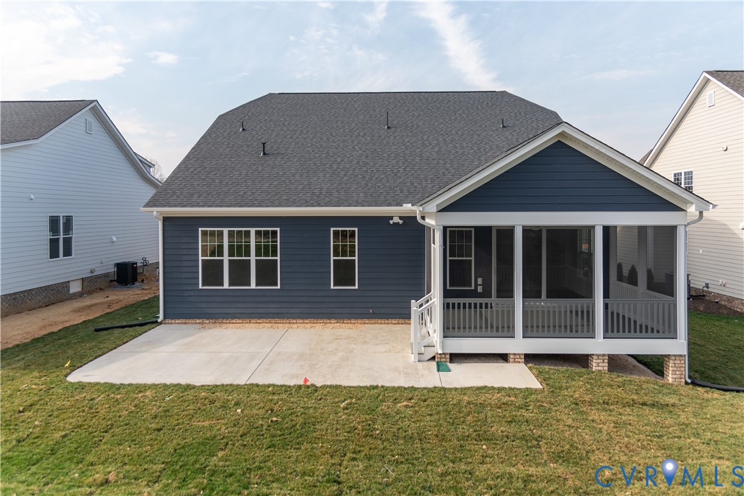 4926 Little Henry Lane