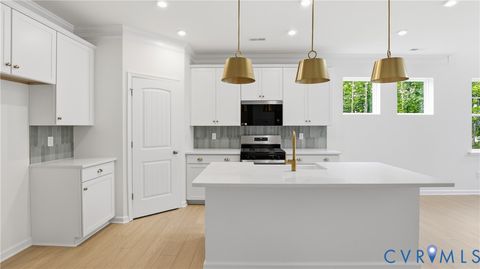 Tiny photo for 15123 Bishops Run Court, Chesterfield, VA 23112 (MLS # 2601070)