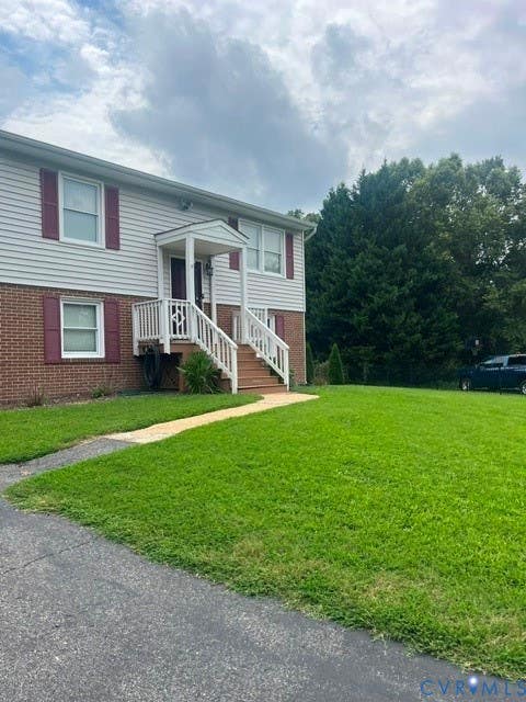 Photo of 11925 Wedge Drive, Chester, VA 23831 (MLS # 2620975)