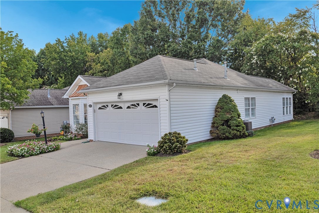 4125 English Holly Circle