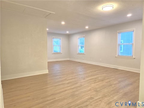 Tiny photo for 8 Bradley Avenue, Portsmouth, VA 23701 (MLS # 2625870)