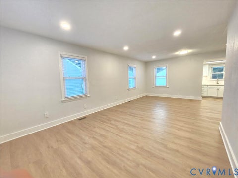 Tiny photo for 8 Bradley Avenue, Portsmouth, VA 23701 (MLS # 2625870)