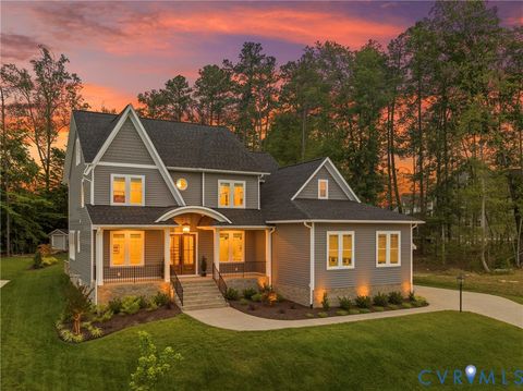 Photo of 5012 Lake Summer Loop, Moseley, VA 23120 (MLS # 2615909)