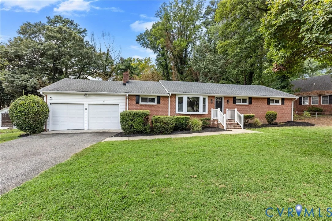 8102 Chipplegate Drive