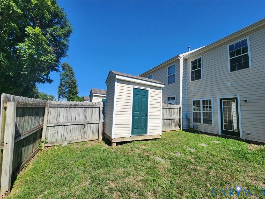 451 Hollybrook Ridge Lane