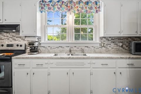 Tiny photo for 16108 Edgewood Drive, Chester, VA 23831 (MLS # 2612446)