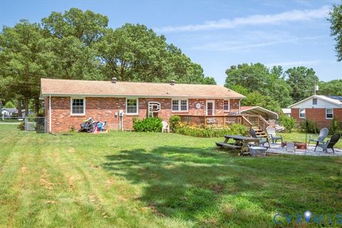 Tiny photo for 16108 Edgewood Drive, Chester, VA 23831 (MLS # 2612446)