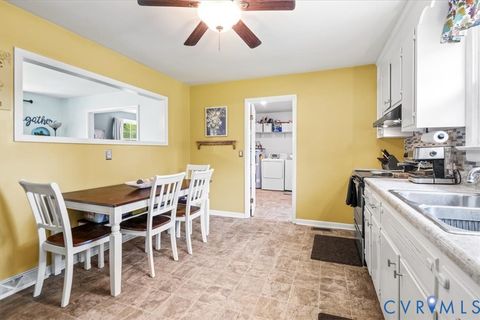 Tiny photo for 16108 Edgewood Drive, Chester, VA 23831 (MLS # 2612446)