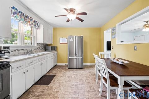 Tiny photo for 16108 Edgewood Drive, Chester, VA 23831 (MLS # 2612446)