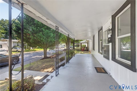 Tiny photo for 710 N 8th Avenue, Hopewell, VA 23860 (MLS # 2623336)