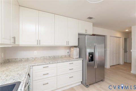 Tiny photo for 8611 Sunset Knoll Road, North Chesterfield, VA 23237 (MLS # 2614235)