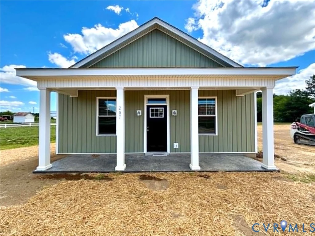 207 Slagles Lake Road