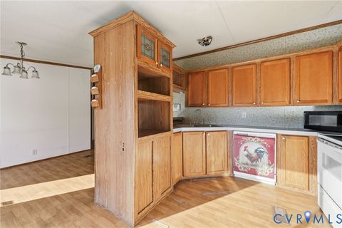 Tiny photo for 7410 Richmond Road, Amelia Courthouse, VA 23002 (MLS # 2526708)