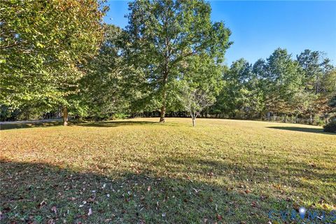 Tiny photo for 7410 Richmond Road, Amelia Courthouse, VA 23002 (MLS # 2526708)