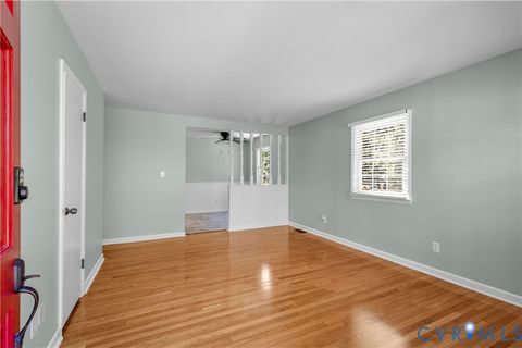 Tiny photo for 552 S 22nd Avenue, Hopewell, VA 23860 (MLS # 2613503)