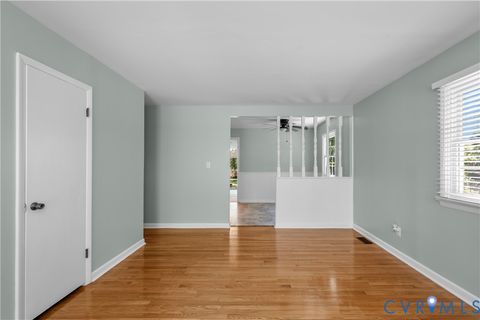 Tiny photo for 552 S 22nd Avenue, Hopewell, VA 23860 (MLS # 2613503)