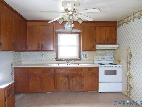 Tiny photo for 2161 Meadow Road, Sandston, VA 23150 (MLS # 2626952)