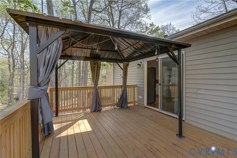 Tiny photo for 15 Austin Drive, Fluvanna, VA 22963 (MLS # 2608493)