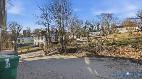 Tiny photo for 331 Walnut Street, Petersburg, VA 23803 (MLS # 2612523)