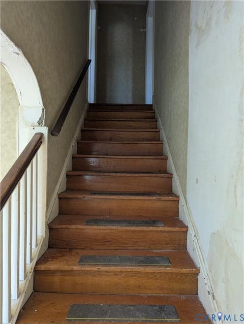 Tiny photo for 318 E Westover Avenue, Colonial Heights, VA 23834 (MLS # 2620875)