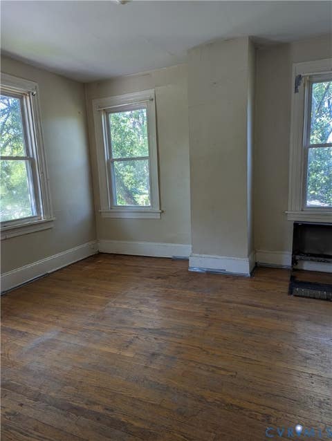 Tiny photo for 318 E Westover Avenue, Colonial Heights, VA 23834 (MLS # 2620875)