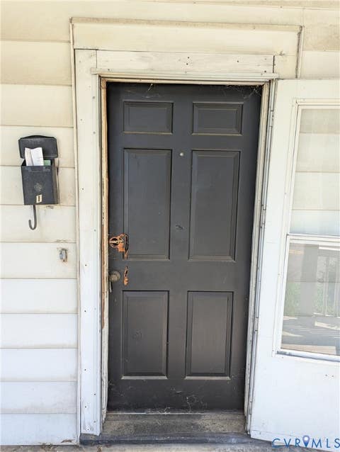 Tiny photo for 318 E Westover Avenue, Colonial Heights, VA 23834 (MLS # 2620875)