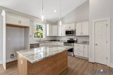 Tiny photo for 4003 Evans Creek Road, Brodnax, VA 23920 (MLS # 2533390)