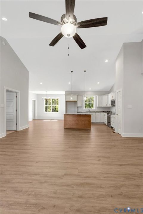 Tiny photo for 4003 Evans Creek Road, Brodnax, VA 23920 (MLS # 2533390)