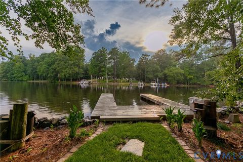 Tiny photo for 20 LAKE CAROLINE DRIVE Dr, Ruther Glen, VA 22546 (MLS # 2600132)