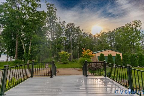 Tiny photo for 20 LAKE CAROLINE DRIVE Dr, Ruther Glen, VA 22546 (MLS # 2600132)