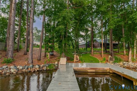 Tiny photo for 20 LAKE CAROLINE DRIVE Dr, Ruther Glen, VA 22546 (MLS # 2600132)