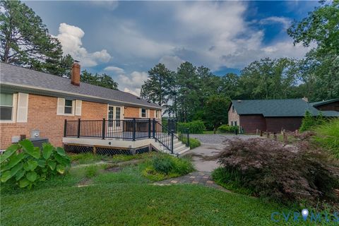 Tiny photo for 20 LAKE CAROLINE DRIVE Dr, Ruther Glen, VA 22546 (MLS # 2600132)