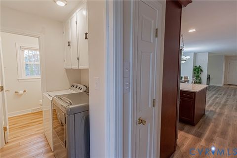 Tiny photo for 20 LAKE CAROLINE DRIVE Dr, Ruther Glen, VA 22546 (MLS # 2600132)