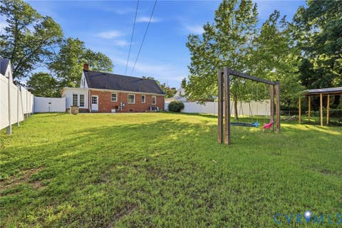 Tiny photo for 6412 Monument Avenue, Richmond, VA 23226 (MLS # 2615015)