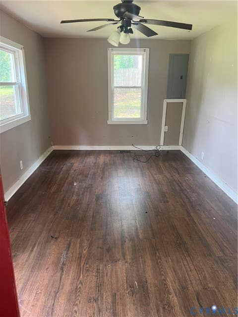 Tiny photo for 500 Lipscomb Street, Crewe, VA 23930 (MLS # 2623247)