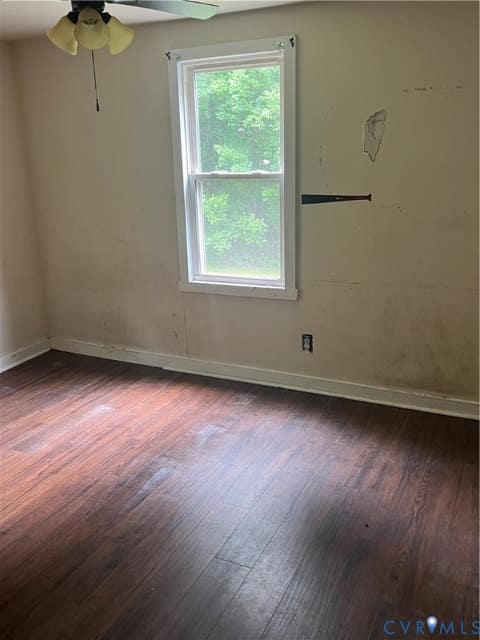 Tiny photo for 500 Lipscomb Street, Crewe, VA 23930 (MLS # 2623247)