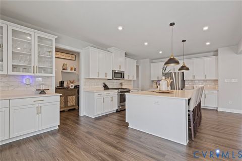 Tiny photo for 8107 Fedora Drive, Chesterfield, VA 23838 (MLS # 2606990)