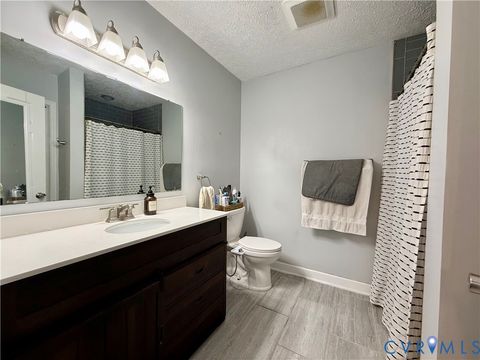 Tiny photo for 327 Gilbert Street Ln, Kilmarnock, VA 22482 (MLS # 2611313)