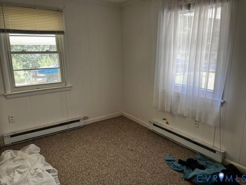 Tiny photo for 565 Town Bridge Road, Saluda, VA 23149 (MLS # 2611669)