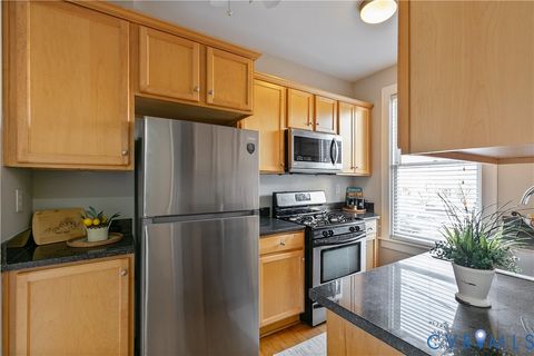 Tiny photo for 321 N 2nd Street #B, Richmond, VA 23219 (MLS # 2604547)