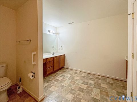 Tiny photo for 59 Taylor Farms Road, Kenbridge, VA 23944 (MLS # 2533434)