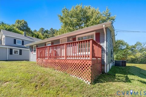 Tiny photo for 225 N West, Nottoway, VA 23824 (MLS # 2522684)