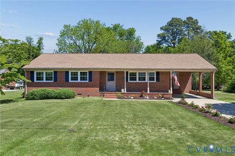 Photo of 155 Marston Avenue, Urbanna, VA 23175 (MLS # 2611969)
