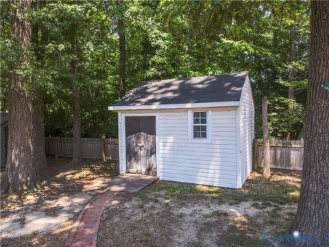 Tiny photo for 932 Germar Court, Colonial Heights, VA 23834 (MLS # 2623512)